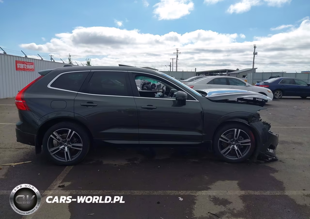 2018 Volvo Xc60 T5 Momentum VIN:LYV102RK7JB106485 - 12