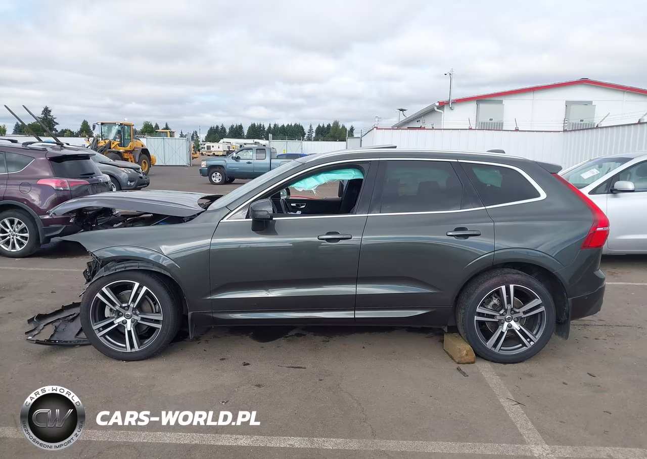 2018 Volvo Xc60 T5 Momentum VIN:LYV102RK7JB106485 - 13