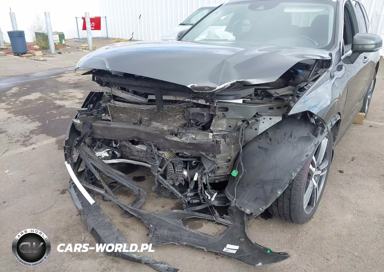 2018 Volvo Xc60 T5 Momentum VIN:LYV102RK7JB106485 - 6