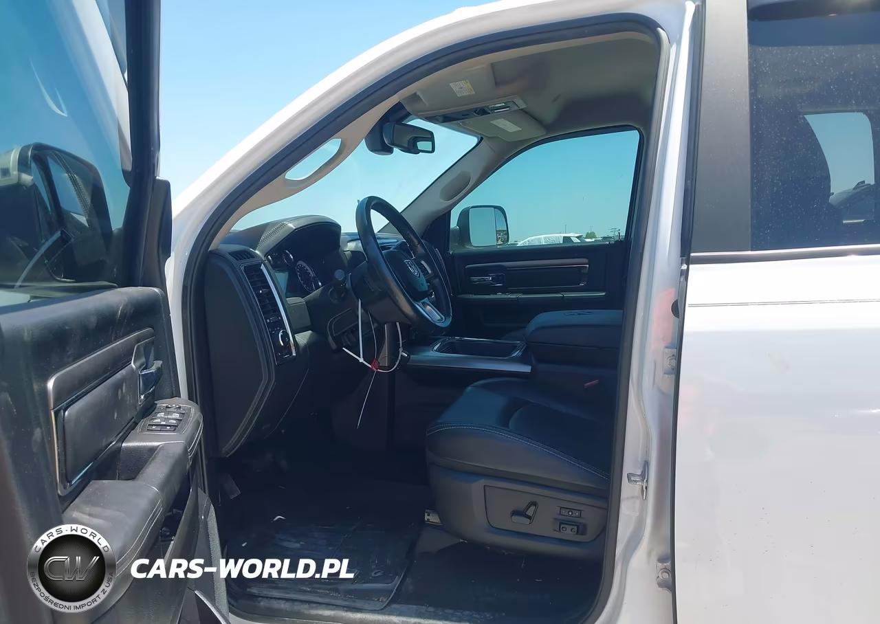 2018 Ram 2500 Laramie 4X4 6'4 Box VIN:3C6UR5FL8JG269311 - 5