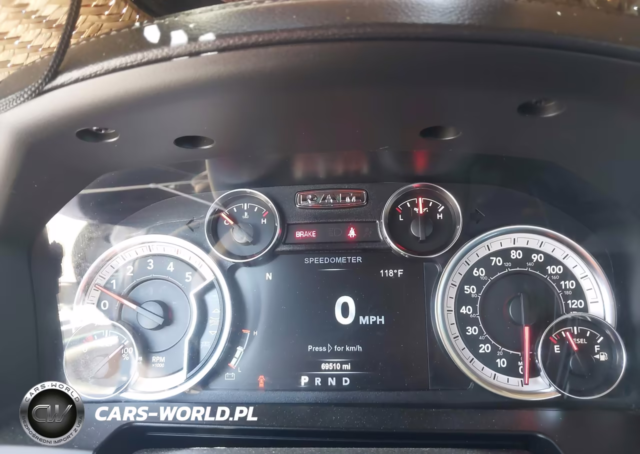 2018 Ram 2500 Laramie 4X4 6'4 Box VIN:3C6UR5FL8JG269311 - 7