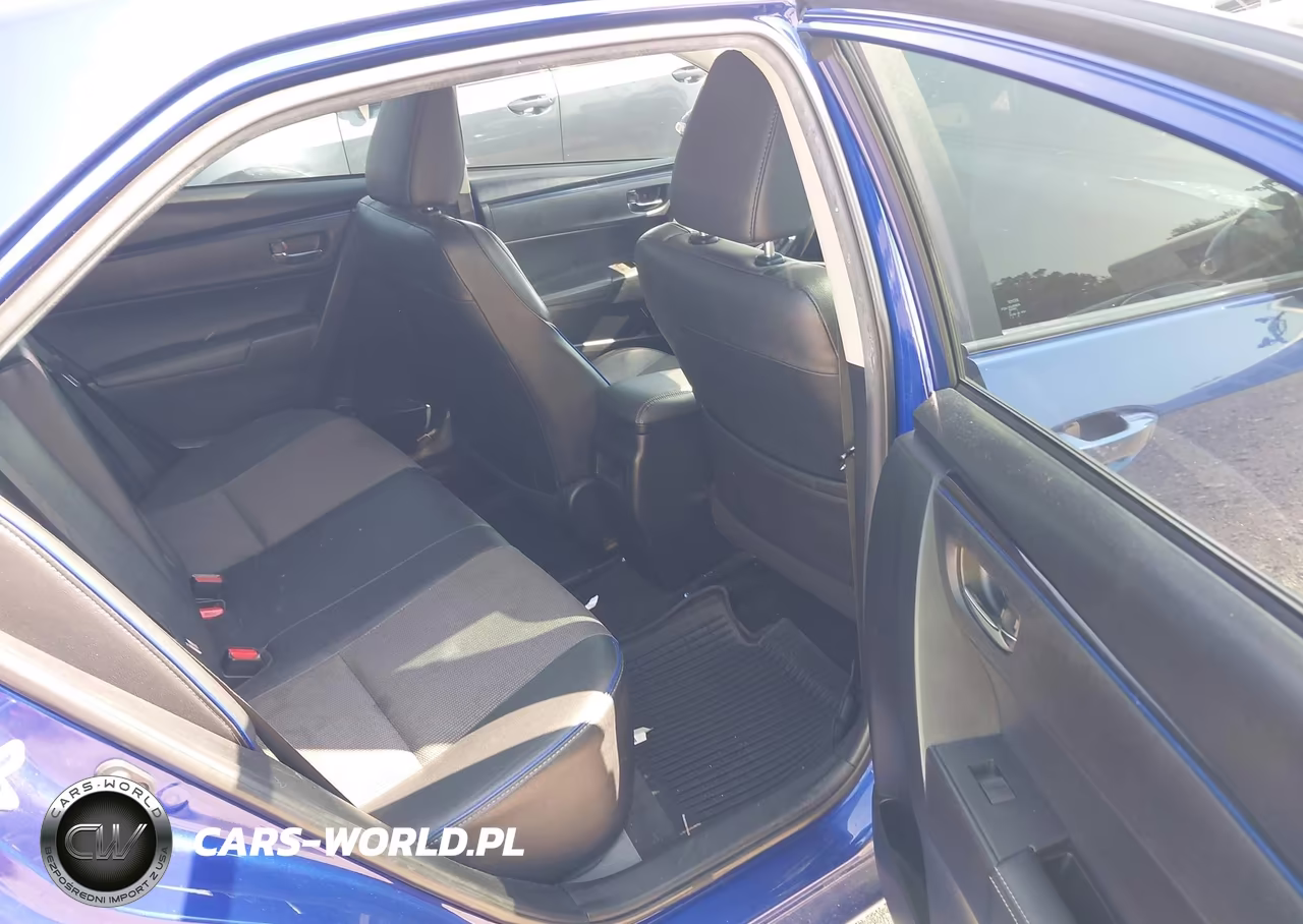 2018 Toyota Corolla Se VIN:2T1BURHEXJC031412 - 8