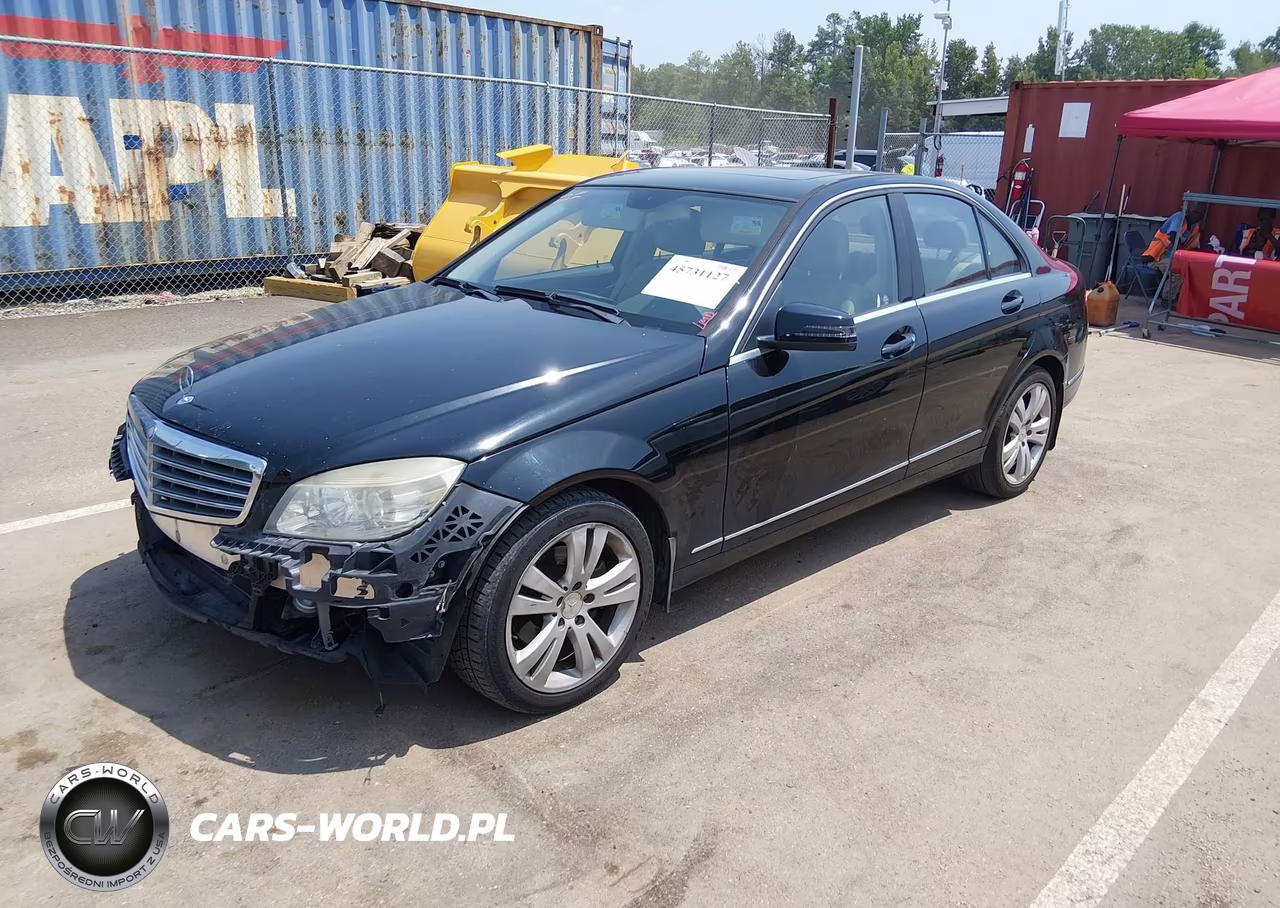 2011 Mercedes-Benz C 300 Luxury-Sport VIN:WDDGF5EBXBR158774 - 2