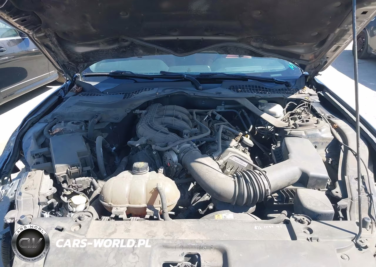 2016 Ford Mustang V6 VIN:1FATP8EM3G5224711 - 10