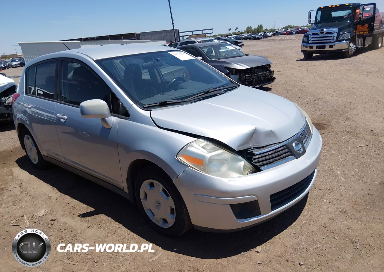 2007 Nissan Versa 1.8S – zdjęcie 1 z 11