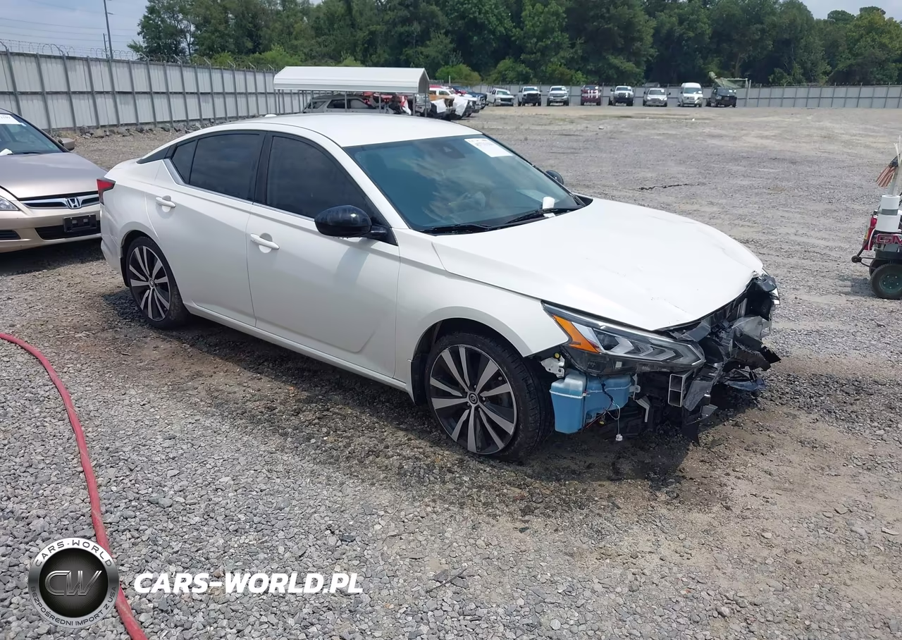 2020 Nissan Altima Sr Fwd – zdjęcie 1 z 17