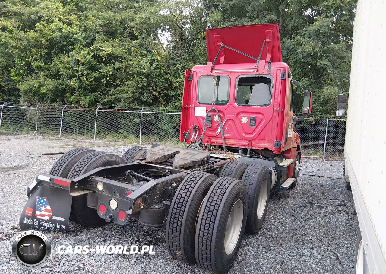 2015 Freightliner Cascadia 125 VIN:3AKJGEDV4FSGH7154 - 4
