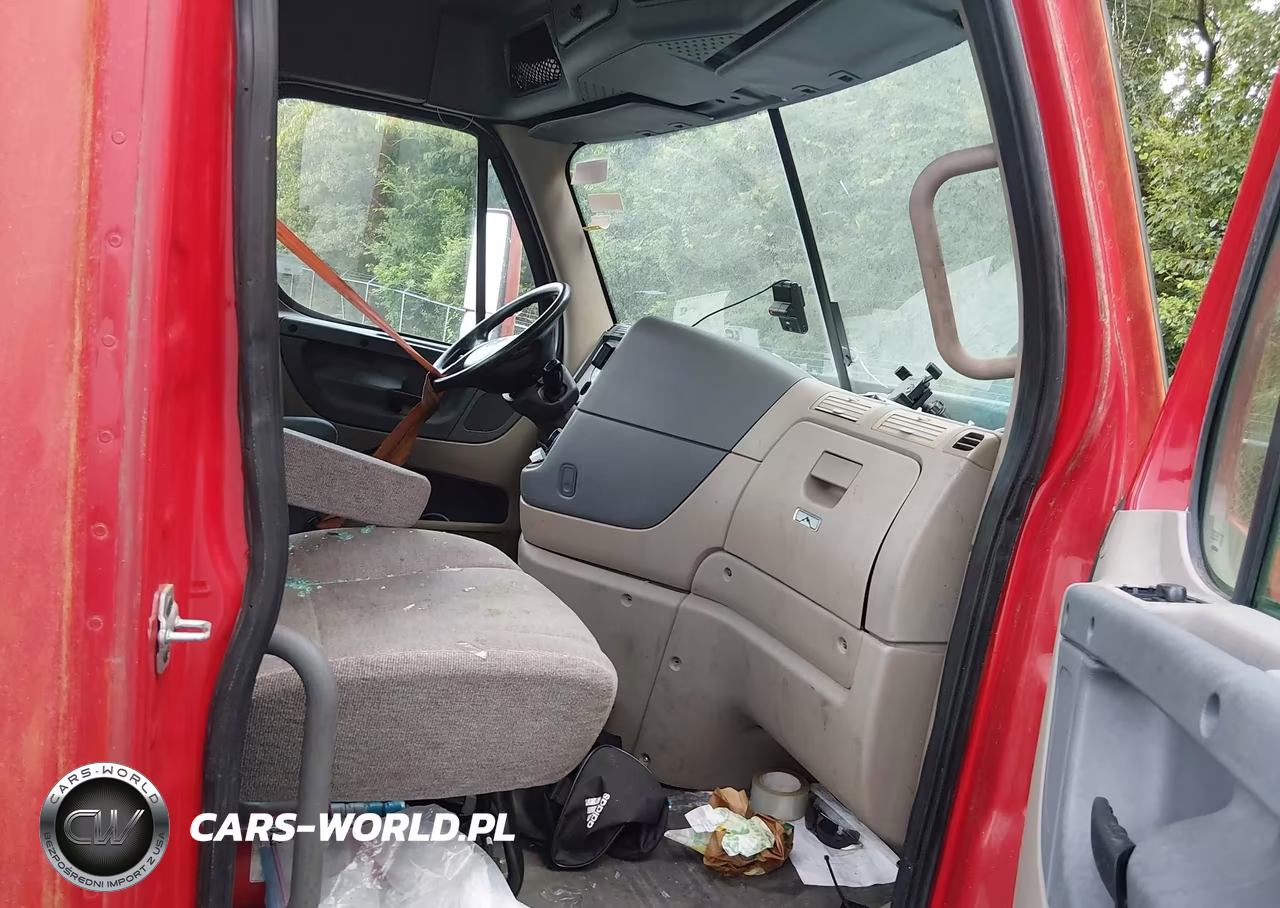 2015 Freightliner Cascadia 125 VIN:3AKJGEDV4FSGH7154 - 7