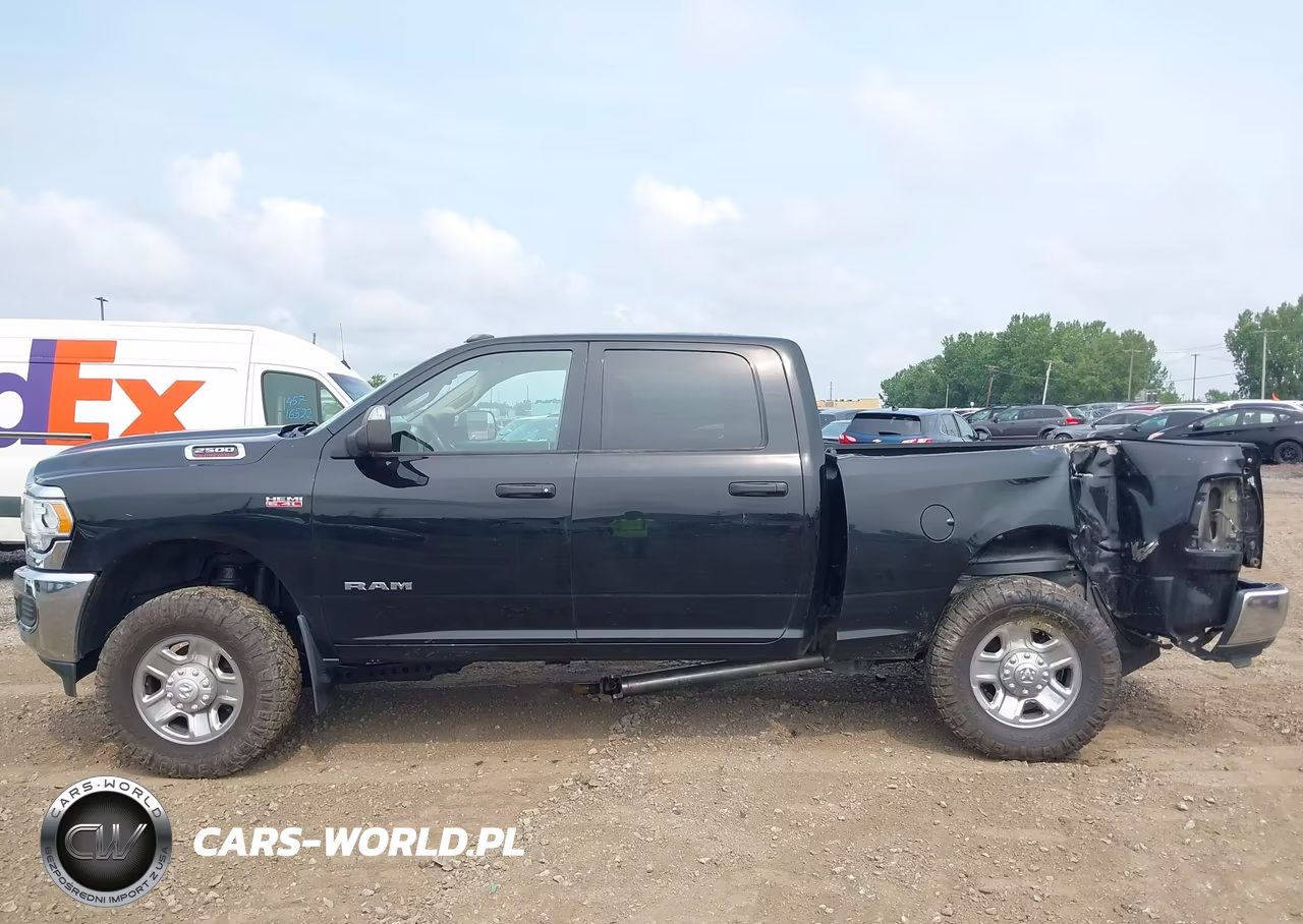 2019 Ram 2500 Tradesman 4X4 6'4 Box VIN:3C6UR5CJ1KG633122 - 14