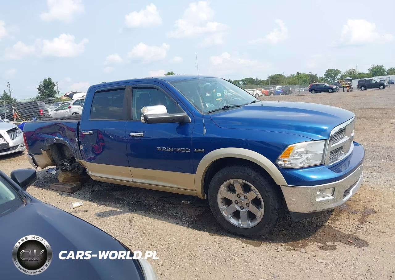2011 Ram Ram 1500 Laramie VIN:1D7RV1CT7BS556470 - 13
