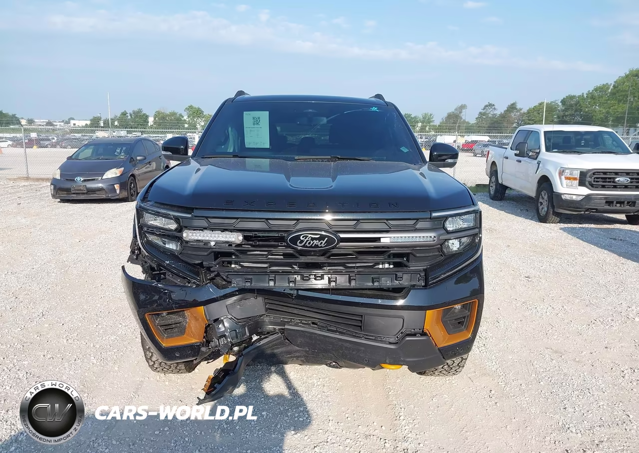 2025 Ford Expedition Tremor VIN:1FMJU1RG5SEA75258 - 12