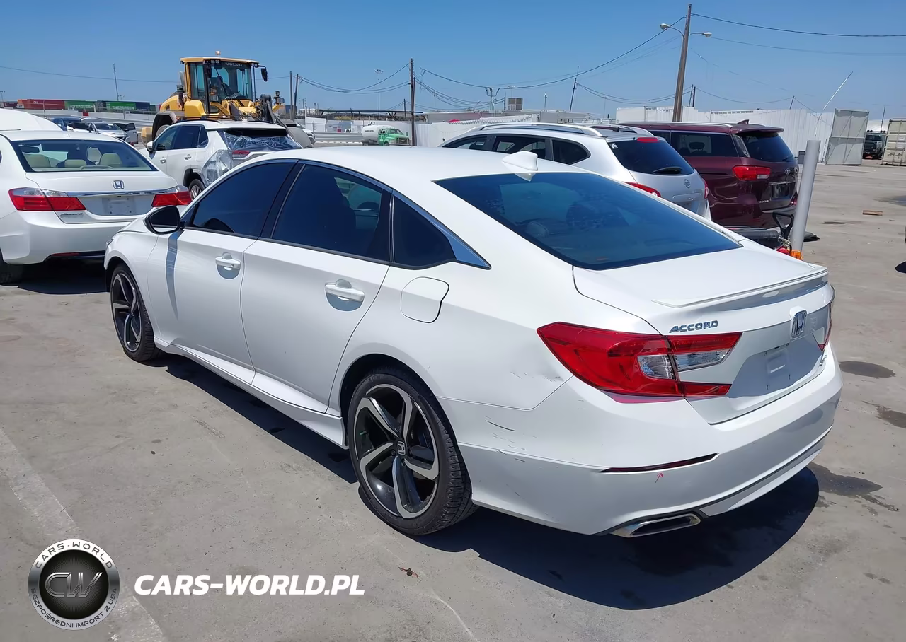 2018 Honda Accord Sport VIN:1HGCV1F32JA067296 - 3