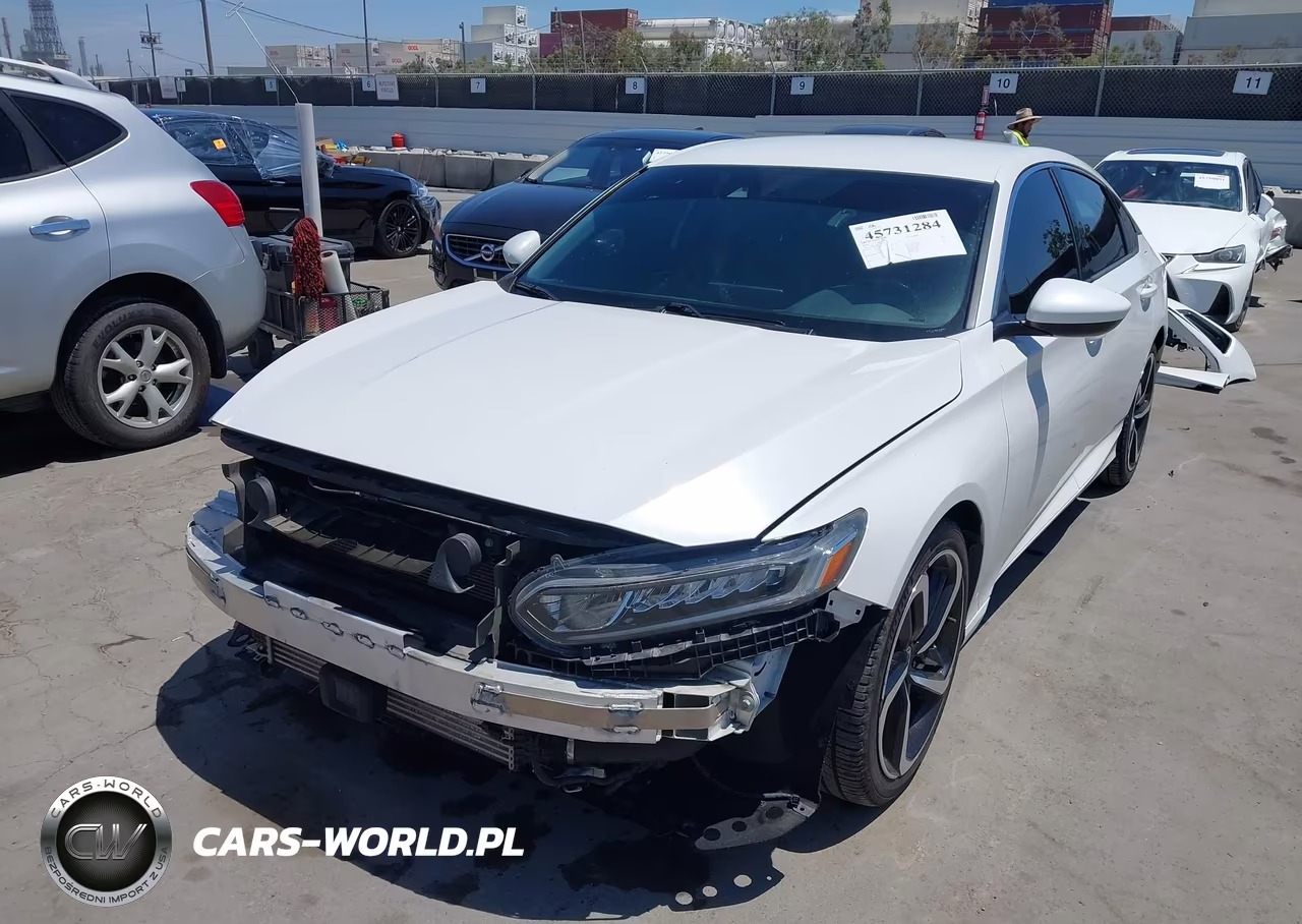 2018 Honda Accord Sport VIN:1HGCV1F32JA067296 - 6