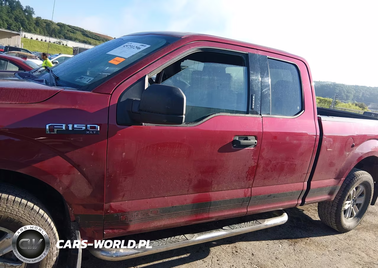 2018 Ford F-150 Xlt VIN:1FTEX1EP0JKG01380 - 15