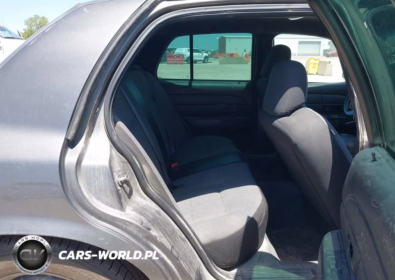 2009 Ford Crown Victoria Police-Police Interceptor VIN:2FAHP71V89X126564 - 8