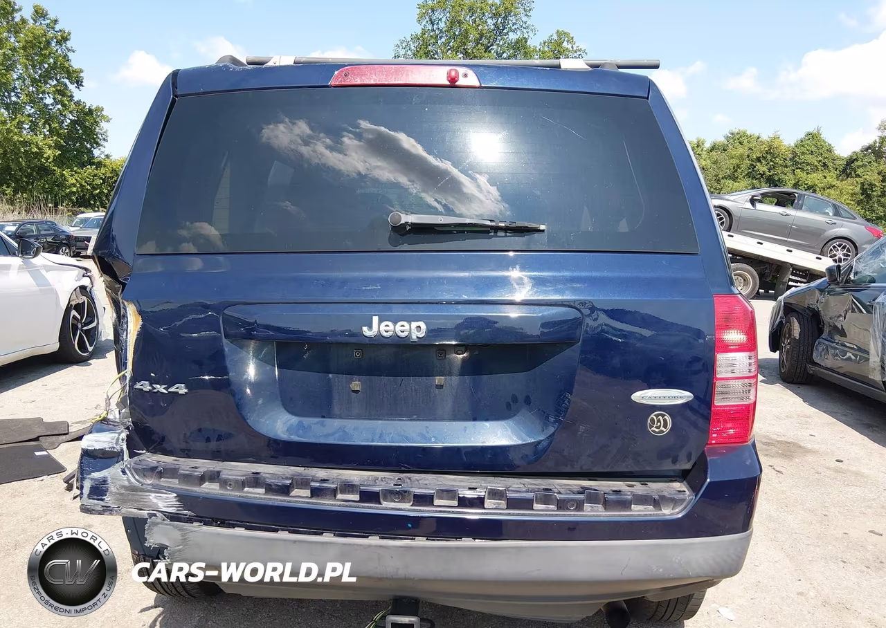 2015 Jeep Patriot Latitude VIN:1C4NJRFB2FD202419 - 17