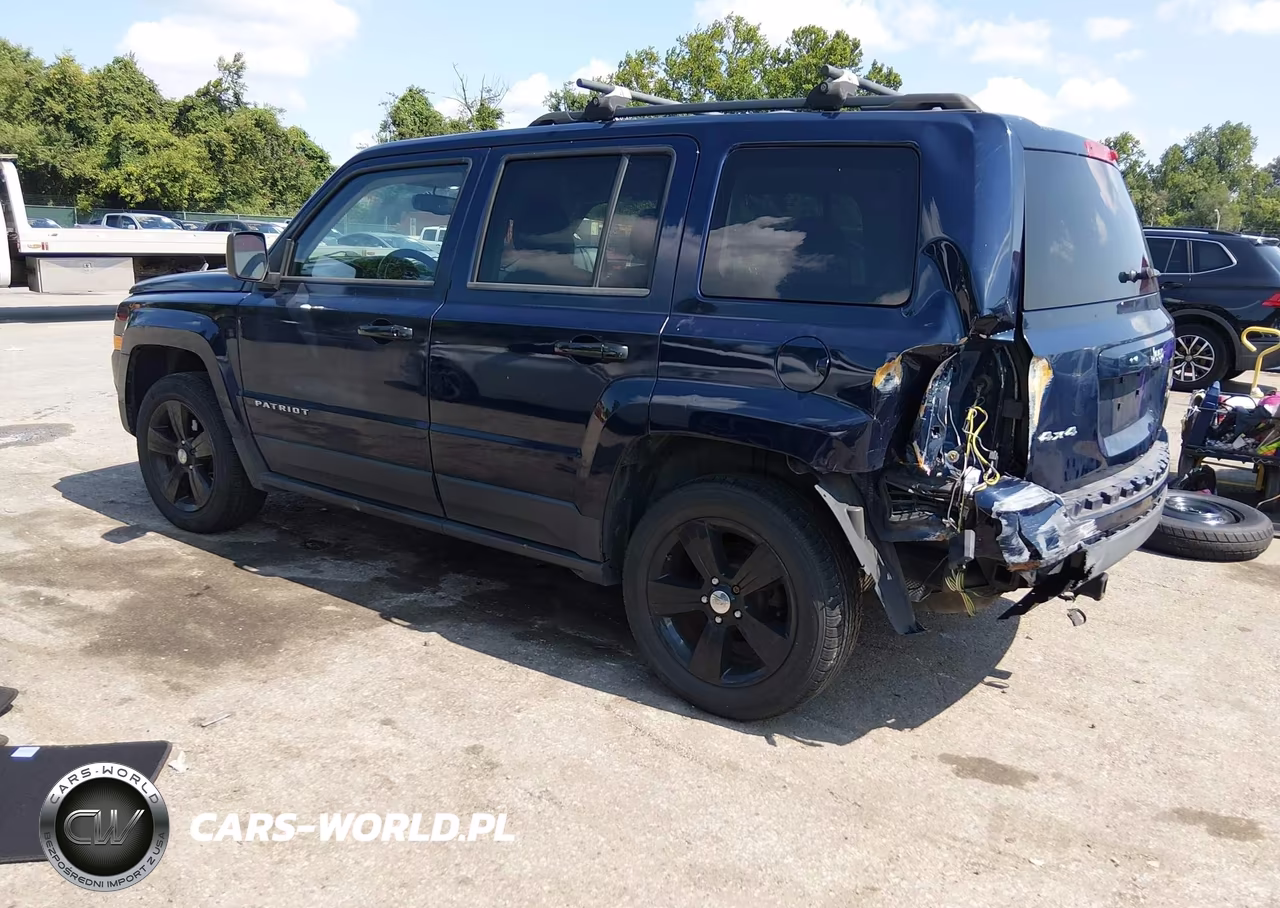 2015 Jeep Patriot Latitude VIN:1C4NJRFB2FD202419 - 3