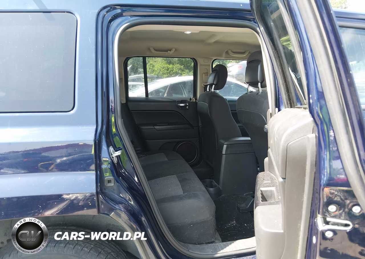 2015 Jeep Patriot Latitude VIN:1C4NJRFB2FD202419 - 8