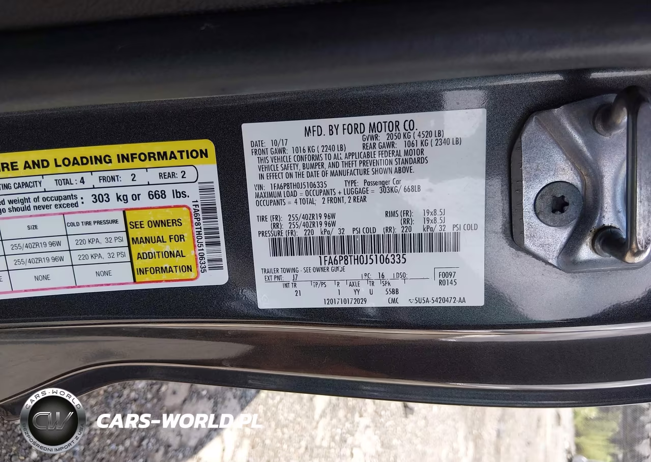 2018 Ford Mustang Ecoboost VIN:1FA6P8TH0J5106335 - 9
