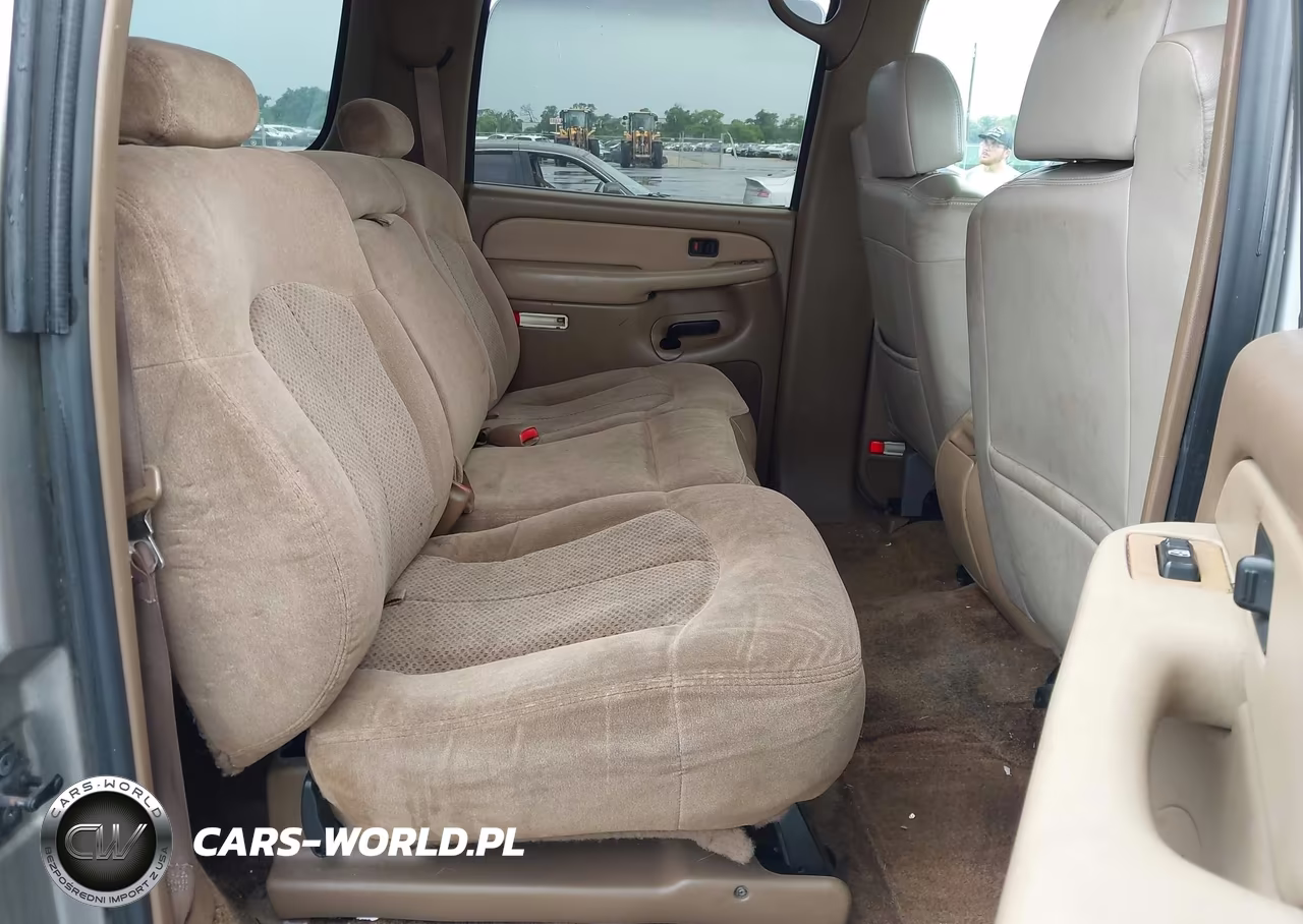 2000 Chevrolet Suburban 1500 Ls VIN:3GNEC16T4YG218722 - 8