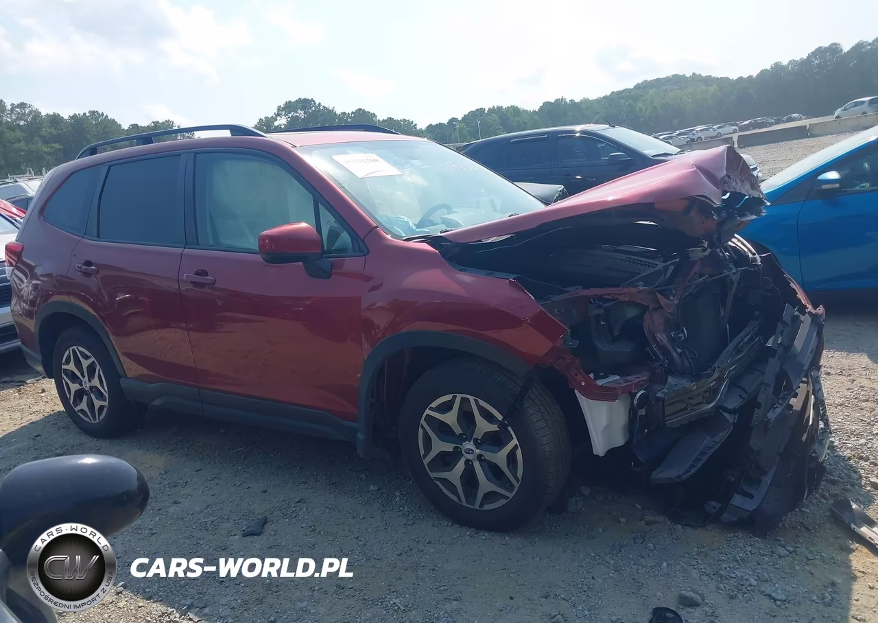 2020 Subaru Forester Premium VIN:JF2SKAJC2LH404135 - 13