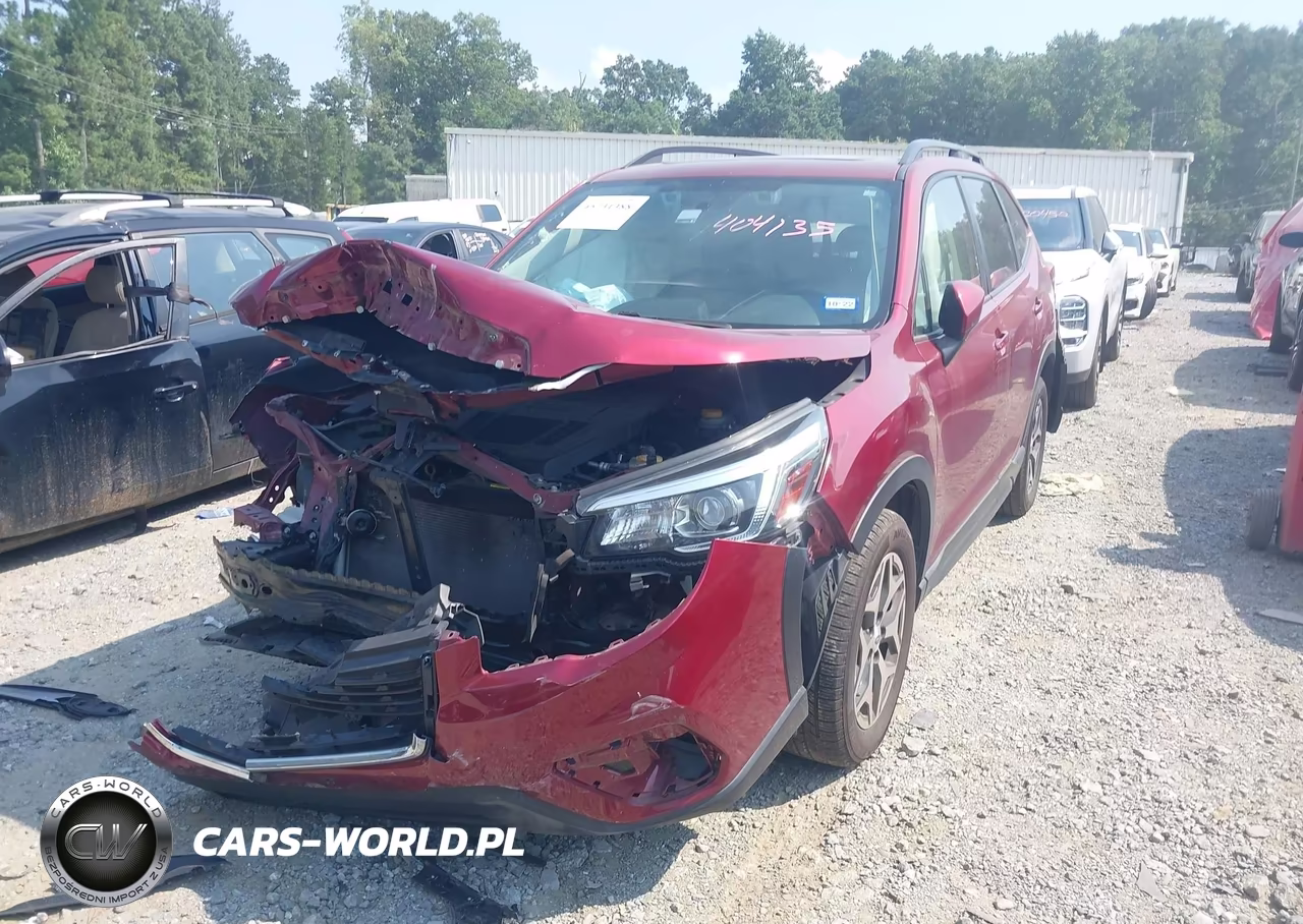 2020 Subaru Forester Premium VIN:JF2SKAJC2LH404135 - 2