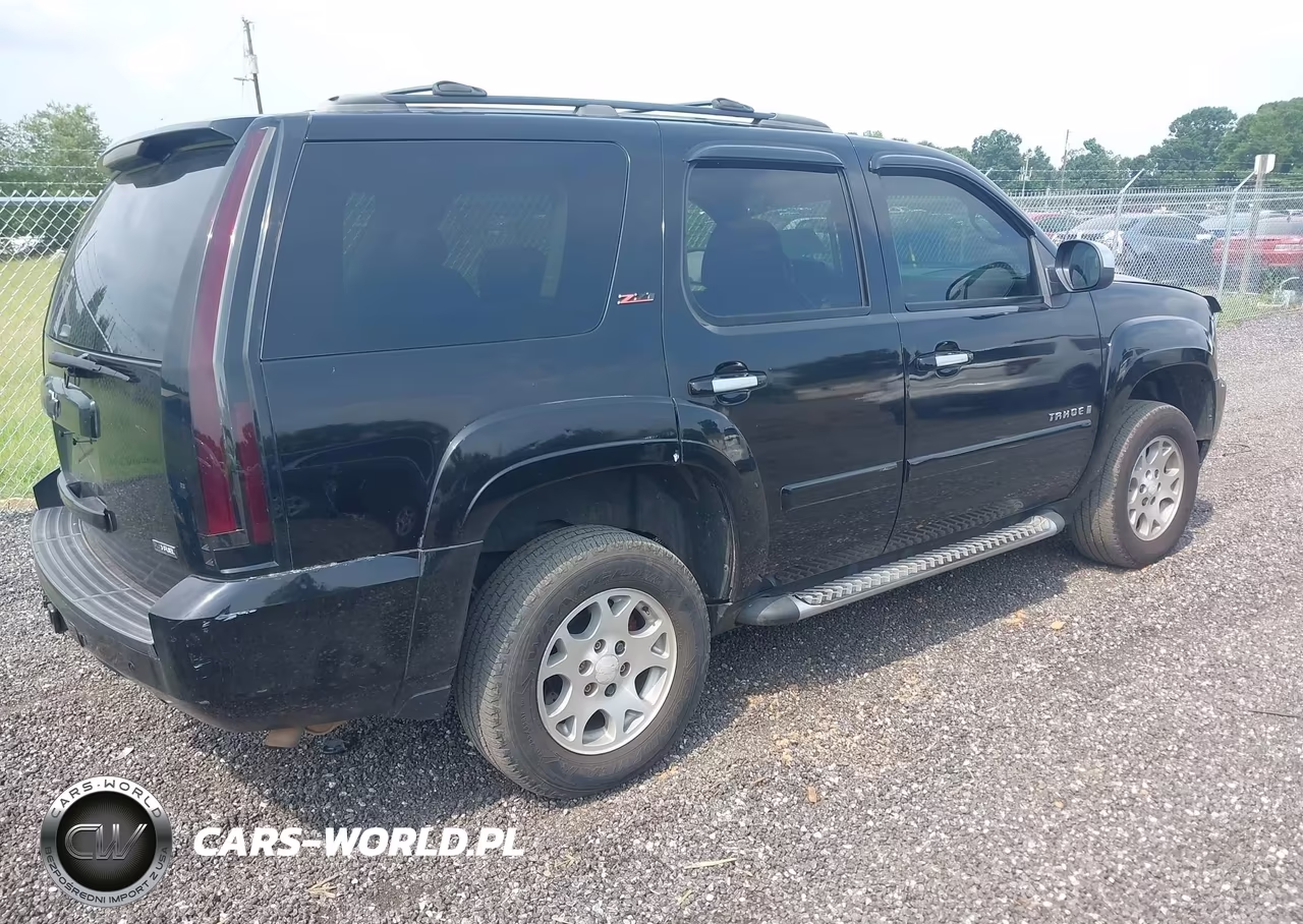 2007 Chevrolet Tahoe Lt VIN:1GNFK130X7R359746 - 4