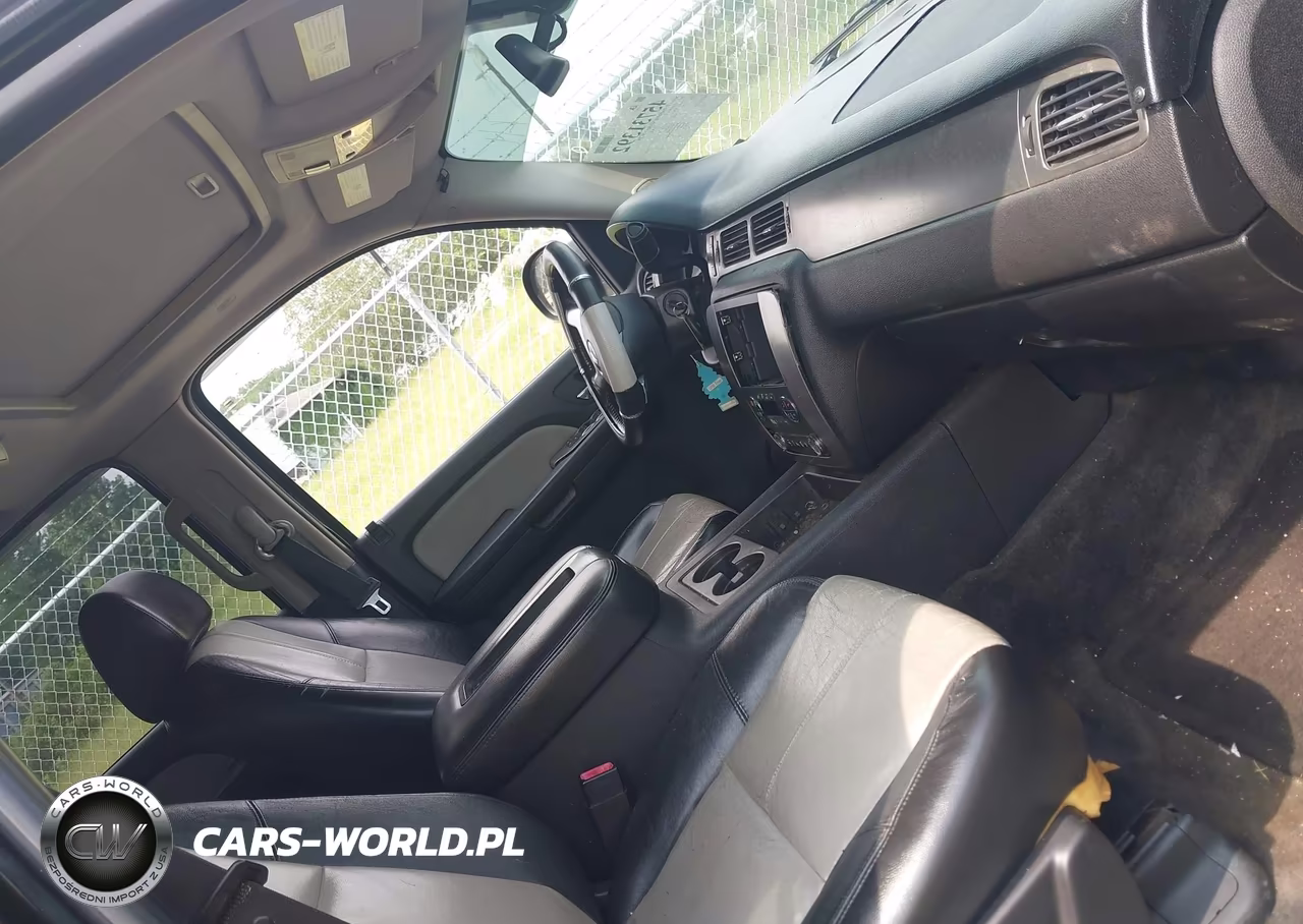 2007 Chevrolet Tahoe Lt VIN:1GNFK130X7R359746 - 5