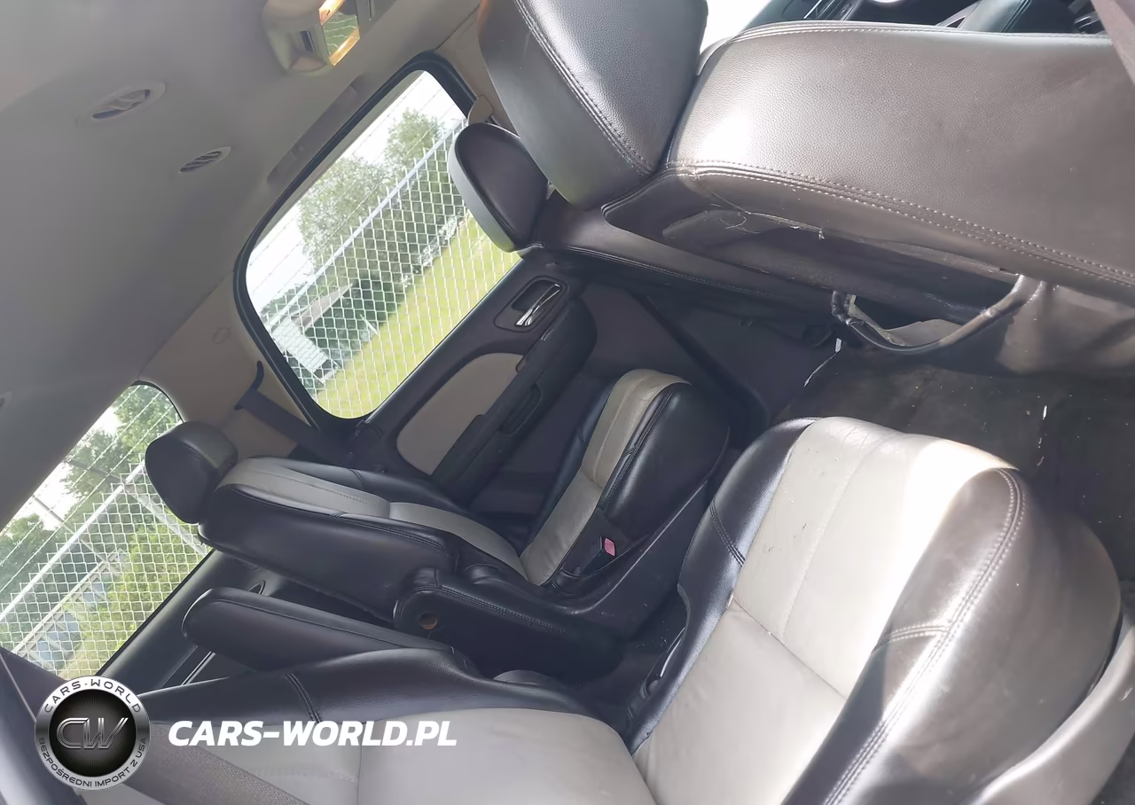 2007 Chevrolet Tahoe Lt VIN:1GNFK130X7R359746 - 8