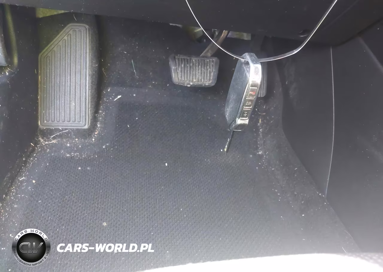 2020 Kia Forte Lxs VIN:3KPF24AD2LE256505 - 11