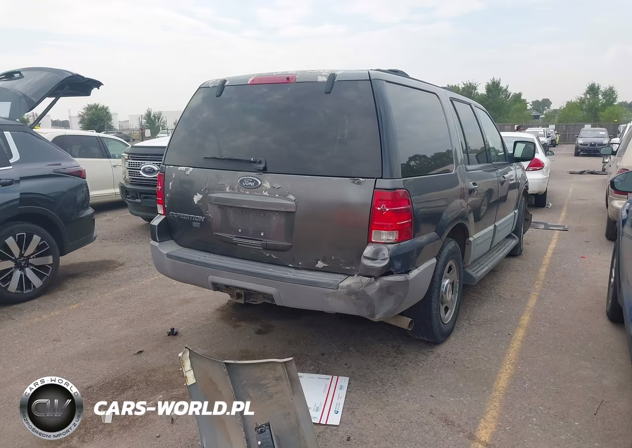 2003 Ford Expedition Xlt VIN:1FMPU16L43LB51643 - 4