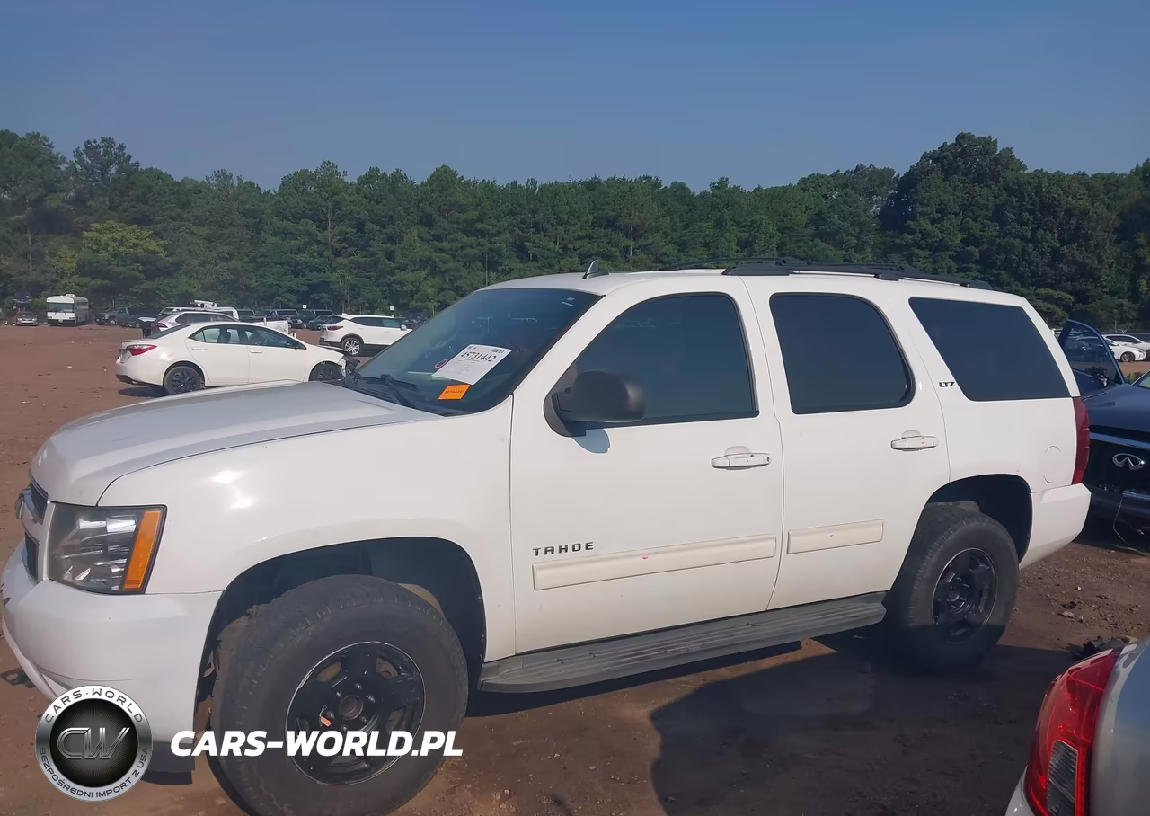 2012 Chevrolet Tahoe Lt VIN:1GNSCBE01CR213891 - 14