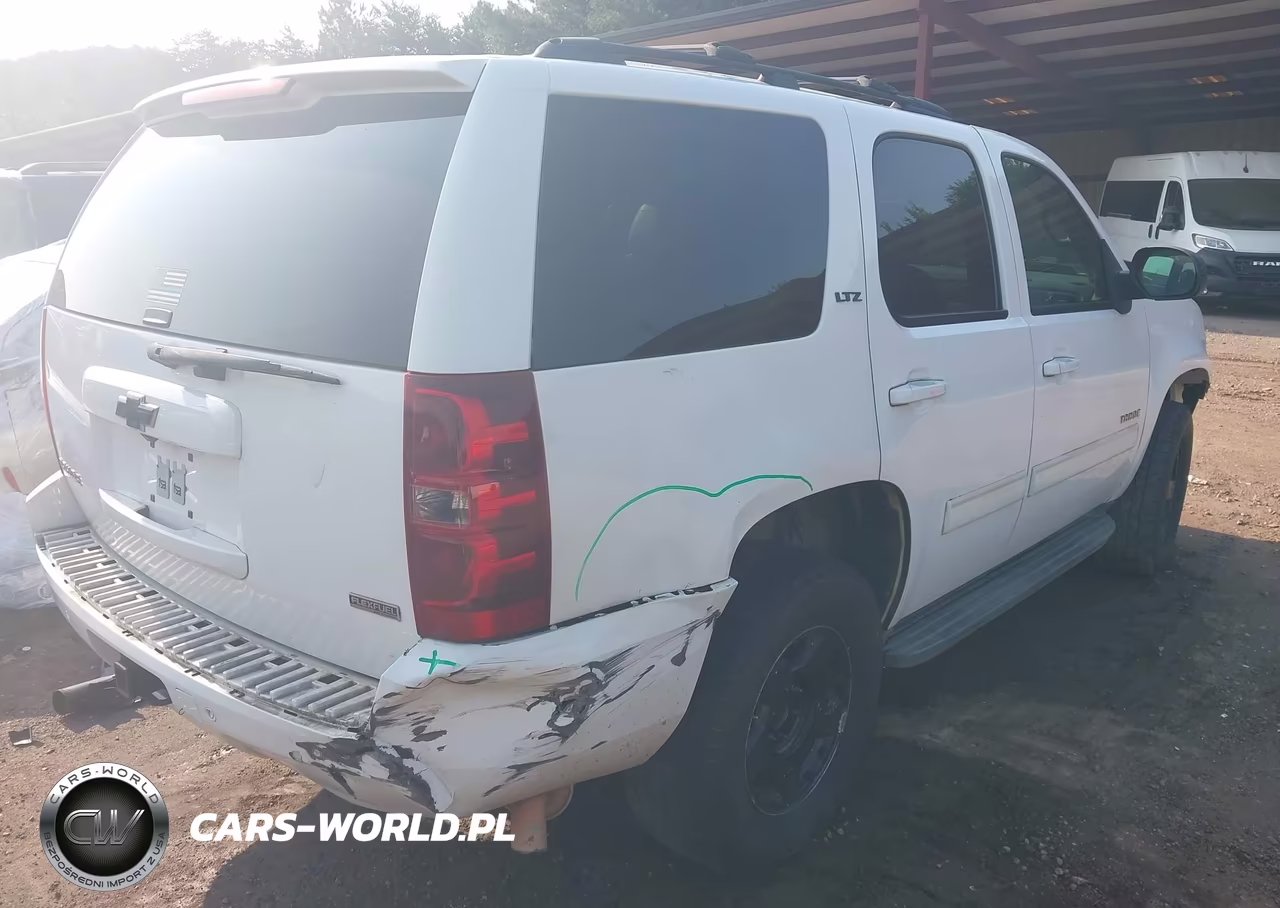 2012 Chevrolet Tahoe Lt VIN:1GNSCBE01CR213891 - 4
