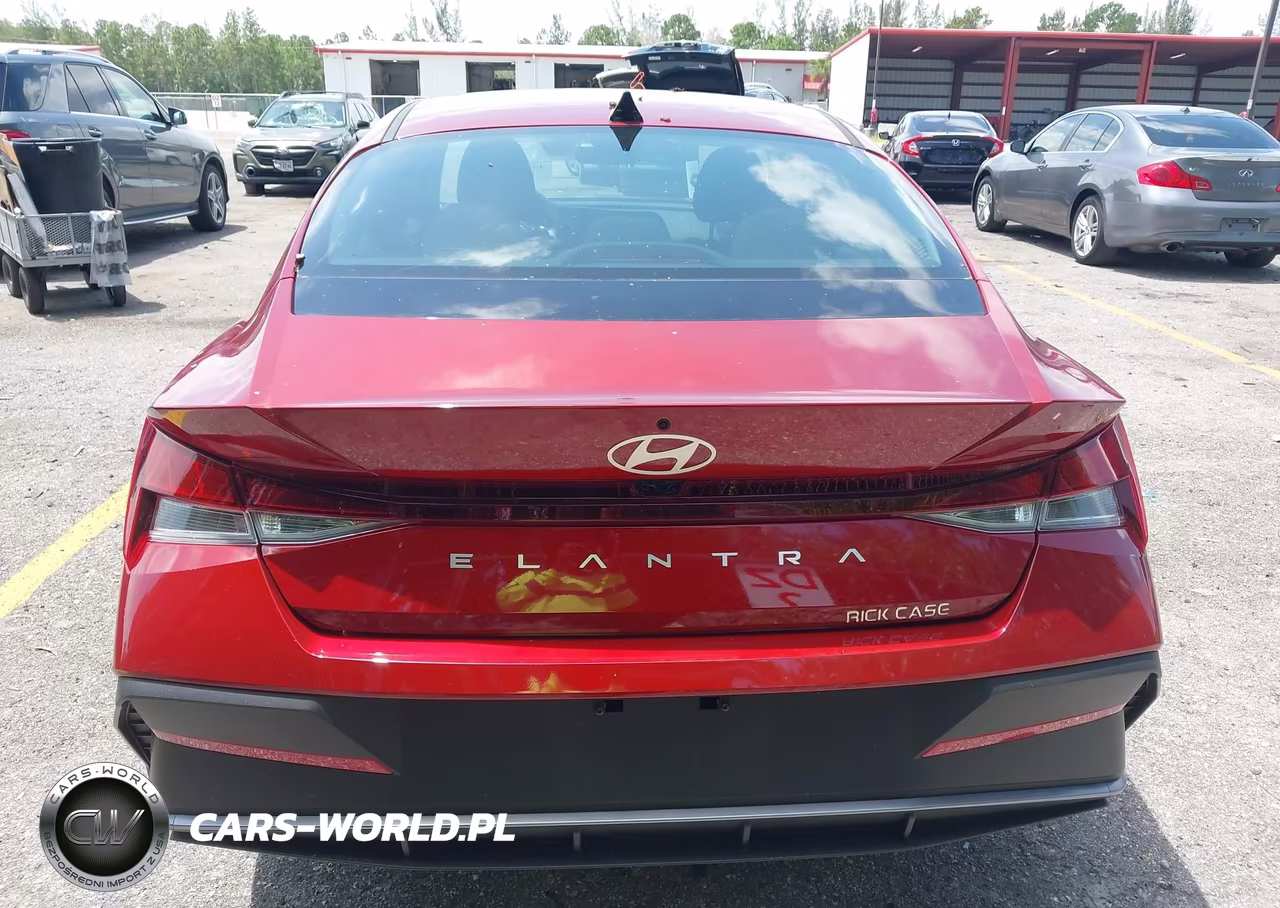2026 Hyundai Elantra Se VIN:KMHLL4DG5TU105113 - 16