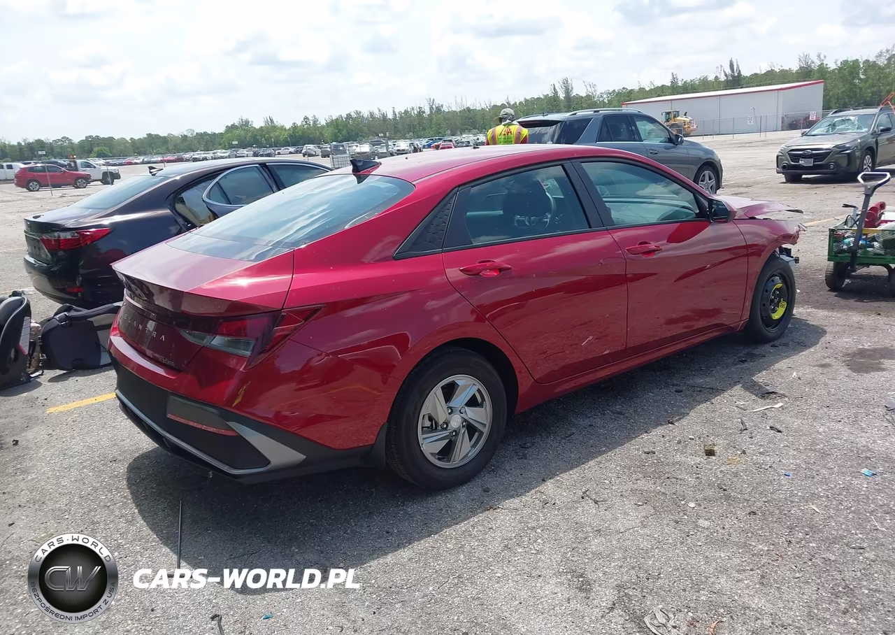 2026 Hyundai Elantra Se VIN:KMHLL4DG5TU105113 - 4