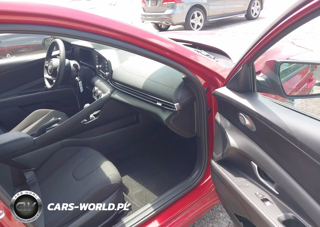 2026 Hyundai Elantra Se VIN:KMHLL4DG5TU105113 - 5