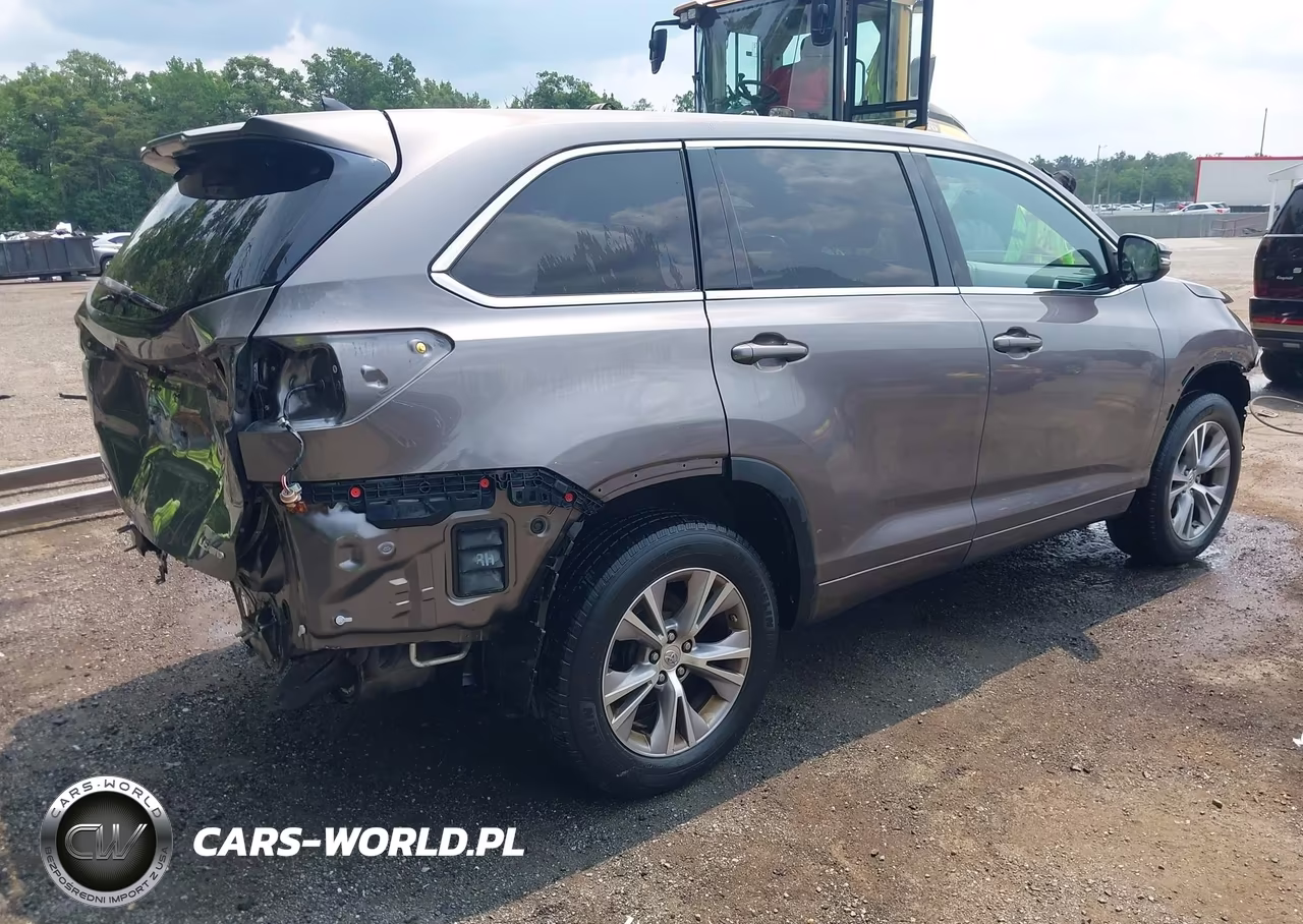 2014 Toyota Highlander Le Plus V6 VIN:5TDBKRFHXES034133 - 4