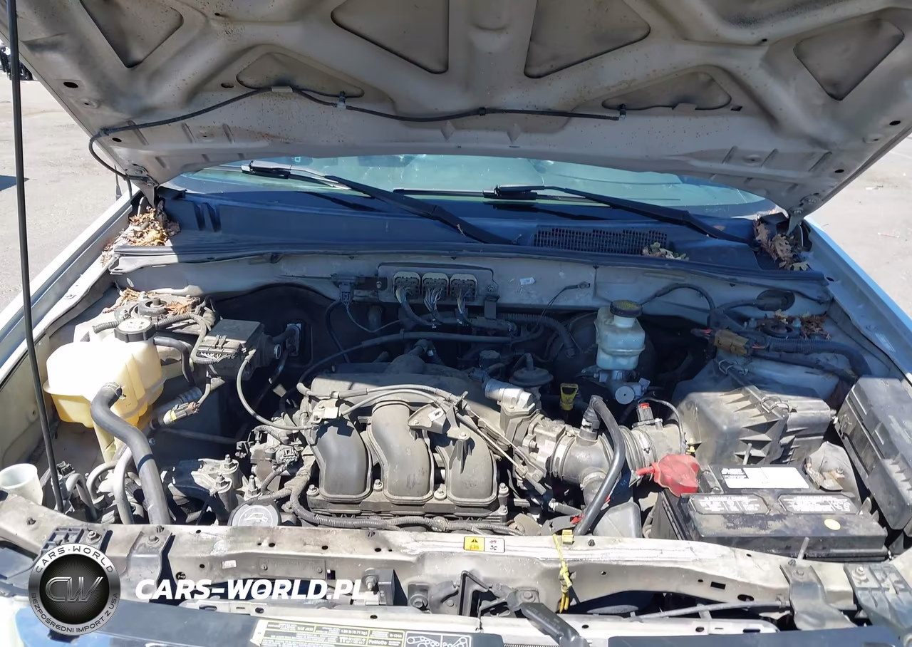 2008 Ford Escape Xlt VIN:1FMCU03118KC65334 - 10