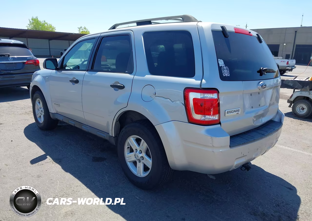 2008 Ford Escape Xlt VIN:1FMCU03118KC65334 - 3