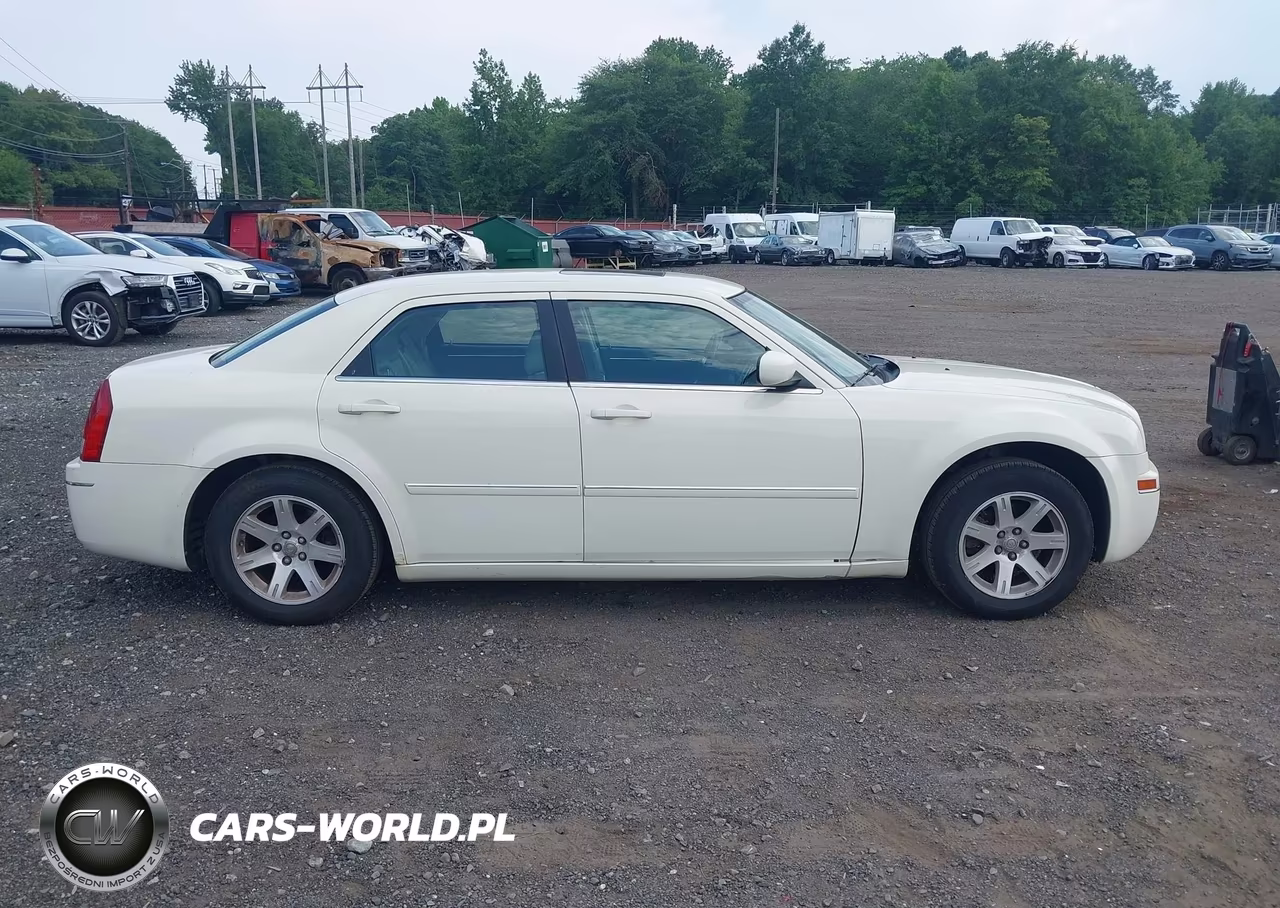 2007 Chrysler 300 Touring VIN:2C3KA53G67H896875 - 13