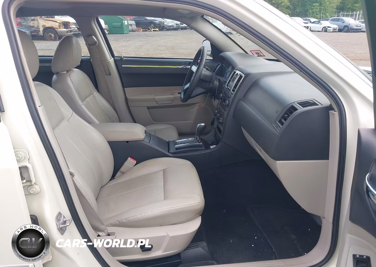 2007 Chrysler 300 Touring VIN:2C3KA53G67H896875 - 5