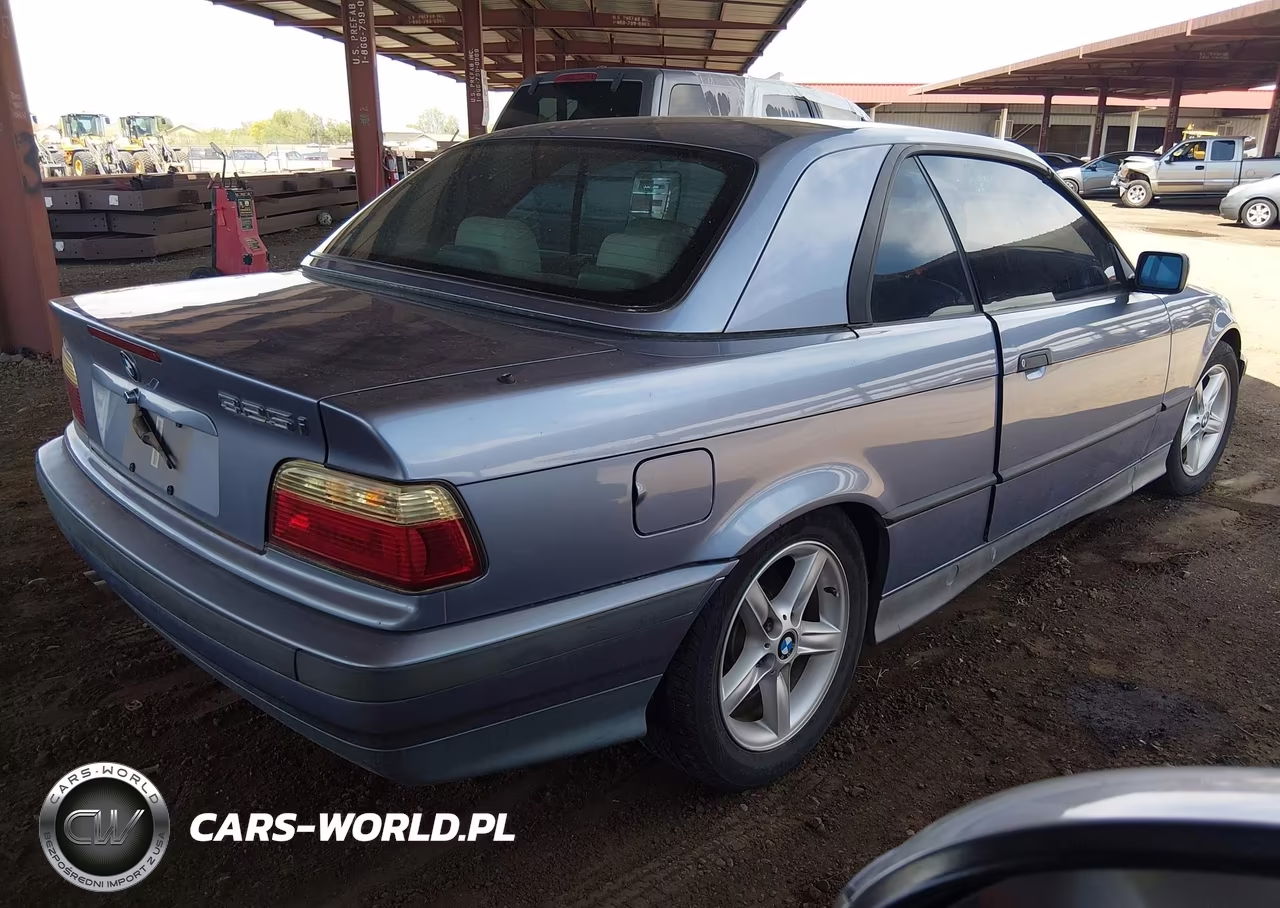 1994 BMW 325 Ic Automatic VIN:WBABJ6323RJD35220 - 4