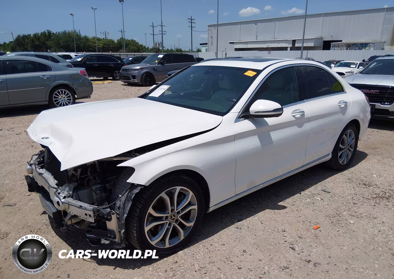 2018 Mercedes-Benz C 300 4Matic VIN:55SWF4KB8JU273204 - 2