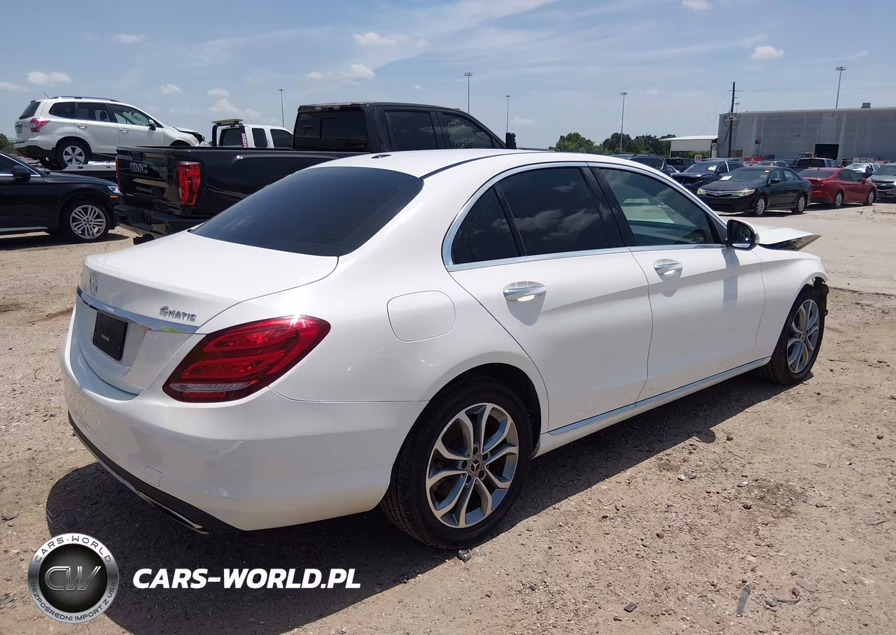 2018 Mercedes-Benz C 300 4Matic VIN:55SWF4KB8JU273204 - 4