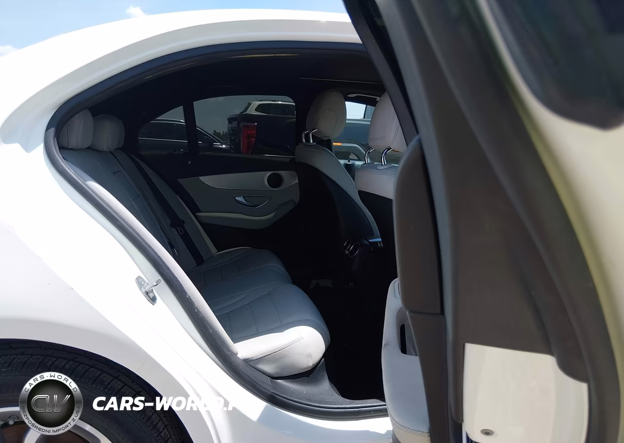 2018 Mercedes-Benz C 300 4Matic VIN:55SWF4KB8JU273204 - 8