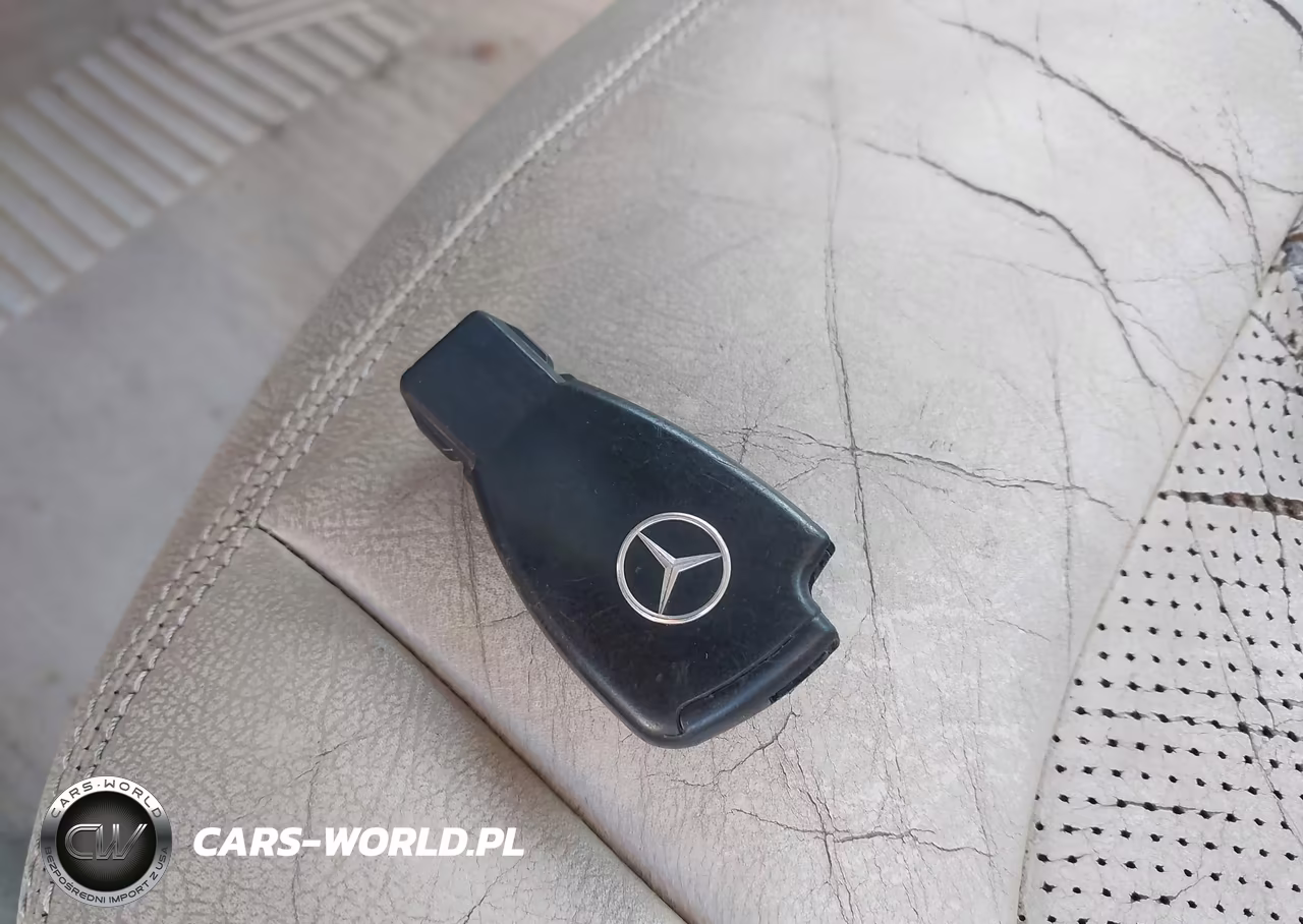 2004 Mercedes-Benz Clk 320 VIN:WDBTJ65J54F104449 - 11