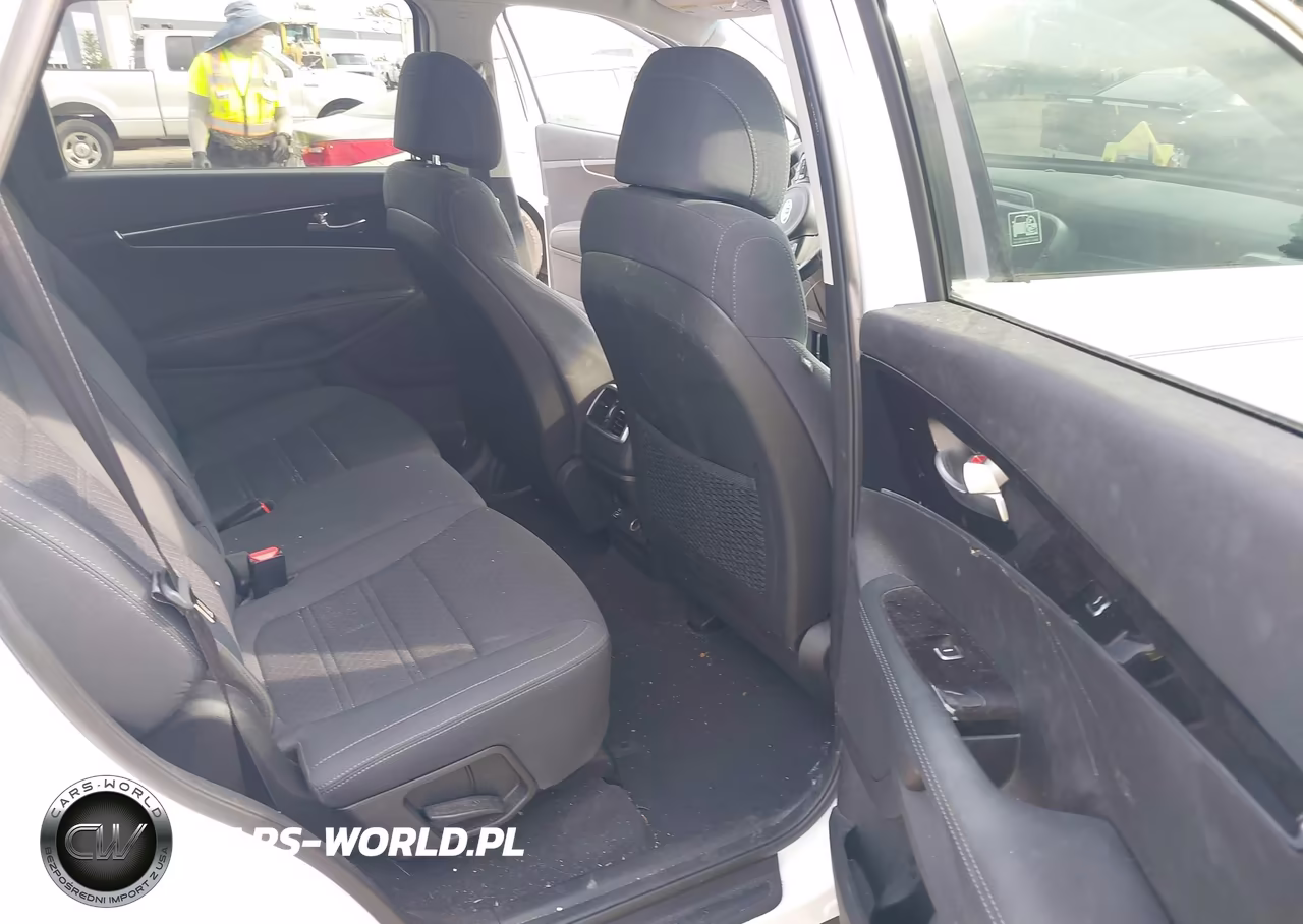 2017 Kia Sorento 2.4L Lx VIN:5XYPG4A33HG275118 - 8