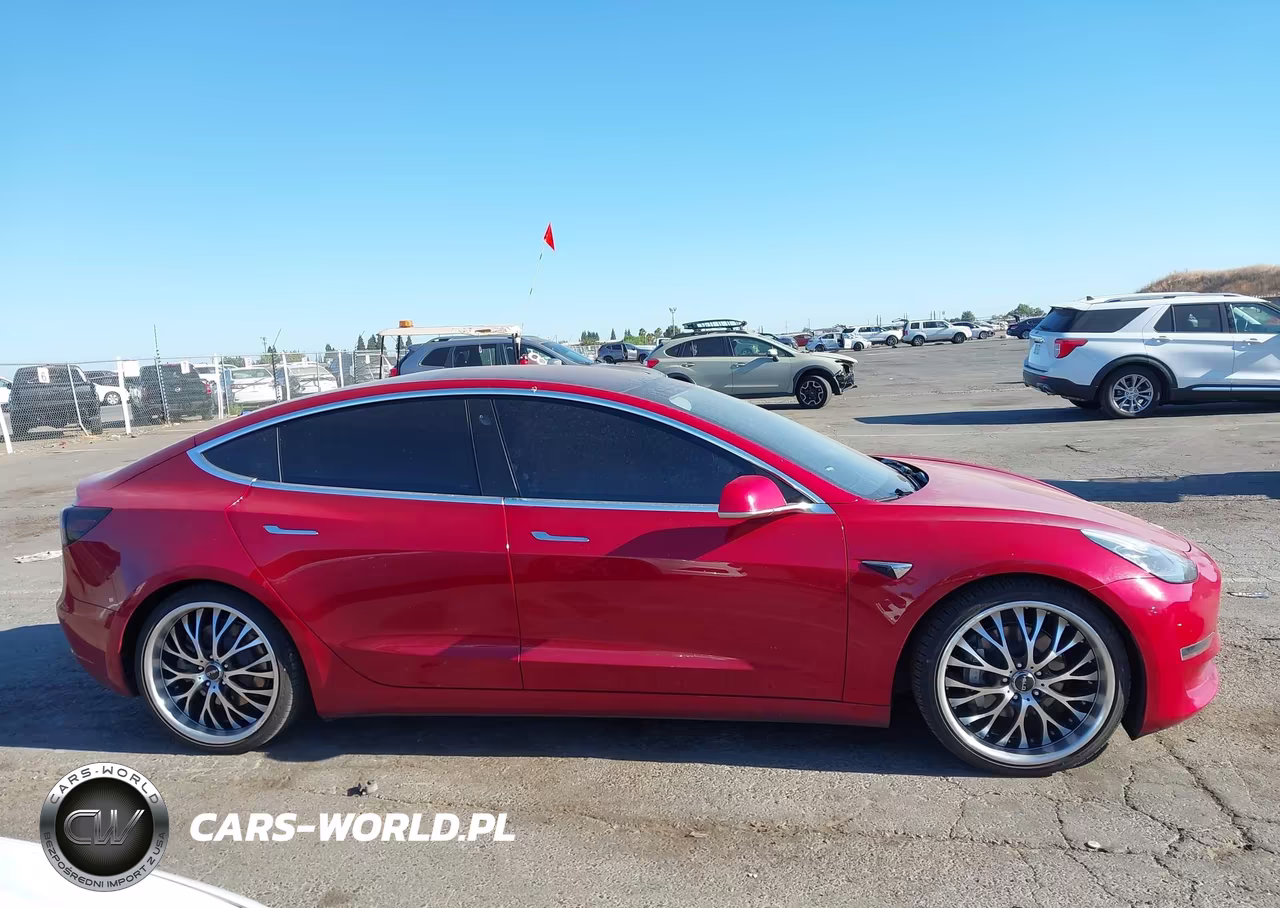2018 Tesla Model 3 Long Range-Mid Range VIN:5YJ3E1EA4JF047041 - 13