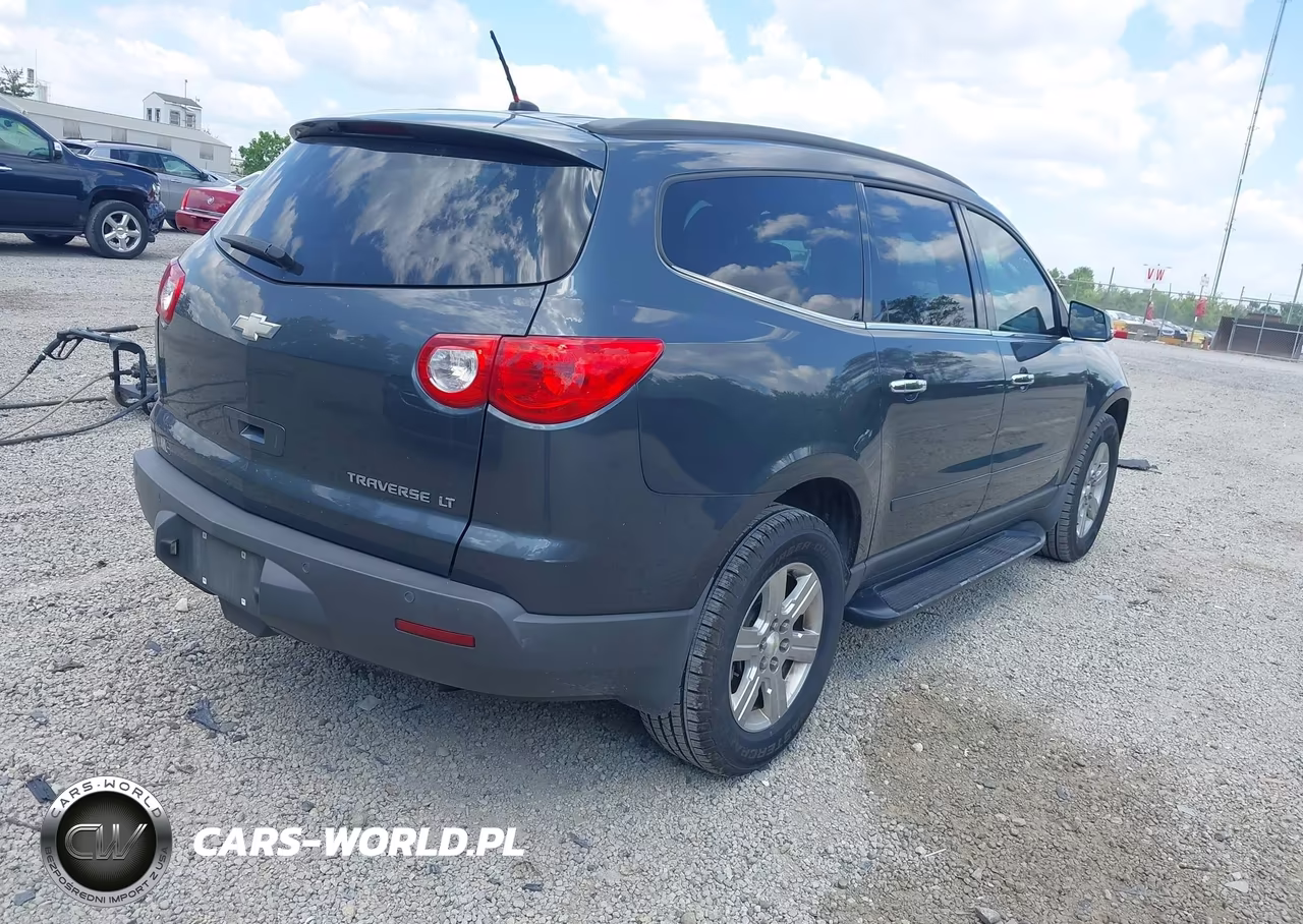2010 Chevrolet Traverse Lt VIN:1GNLRFED4AJ203350 - 4