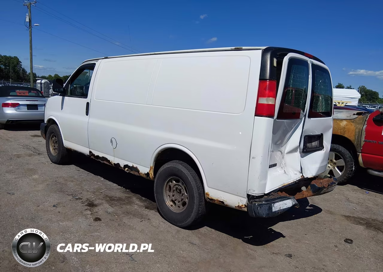 2010 Chevrolet Express 2500 Work Van VIN:1GCZGFAA3A1120741 - 3